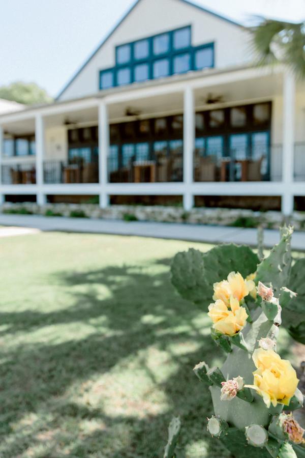 Hillside Boutique Hotel Castroville Exterior photo